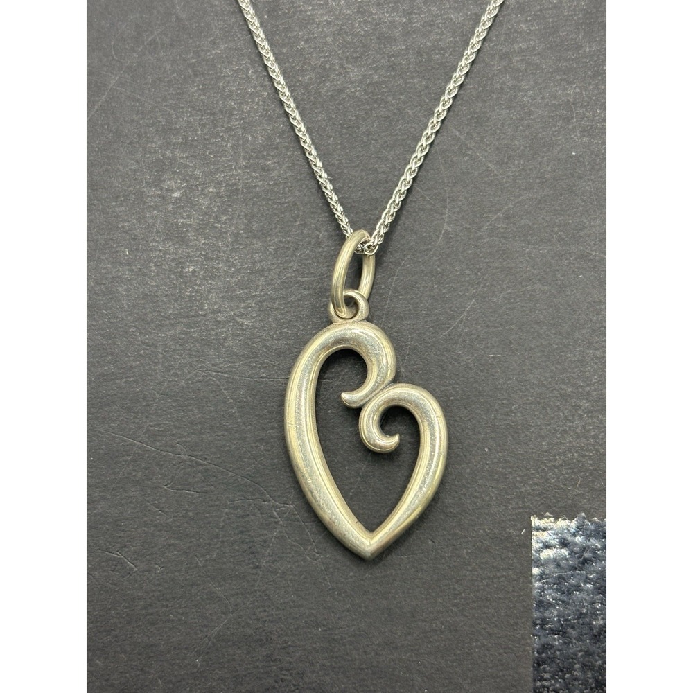 James Avery 18" Sterling Silver Mother Child Pendant Necklace H11